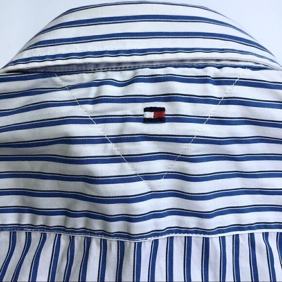 3/$25 TOMMY HILFIGER BUTTON DOWN SHIRT SIZE 8 - Picture 8 of 9